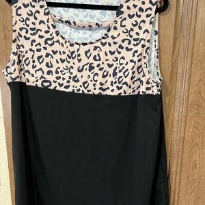 Wild Feathers sleeveless top, 2XL. NWOT